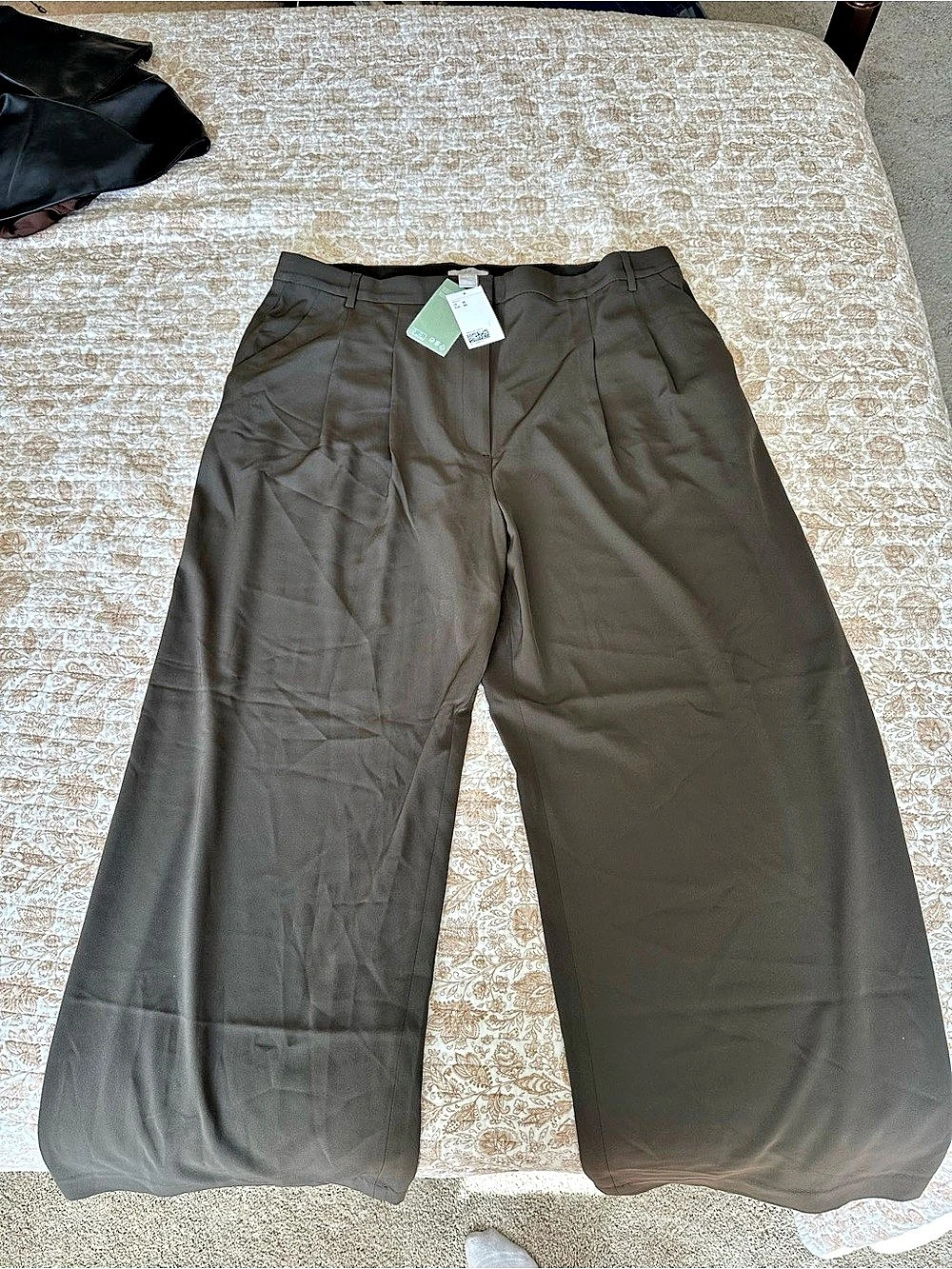 H&M Wide Leg Pants in Brown Size 18 NWT